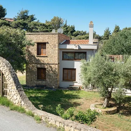 Holiday home Louise, Trani Ammouda #feelslikehome *