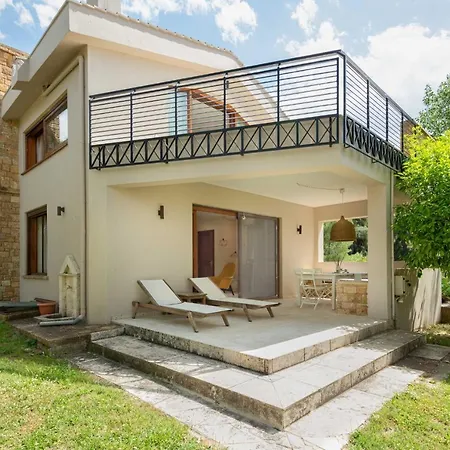 Louise, Trani Ammouda #feelslikehome Holiday home