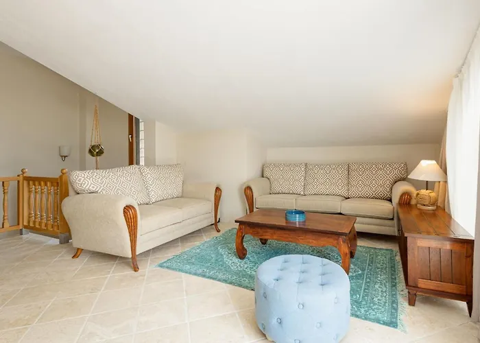 Louise, Trani Ammouda #feelslikehome Holiday home Ormos Panagias