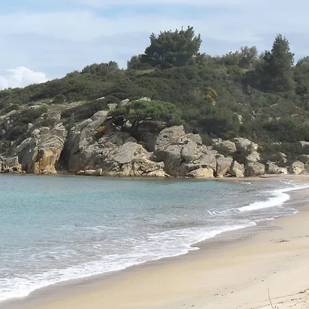 Nyaraló Louise, Trani Ammouda #feelslikehome Órmosz Panajász