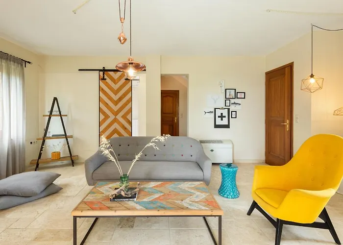 Louise, Trani Ammouda #feelslikehome 度假居 奥马斯帕纳吉亚斯