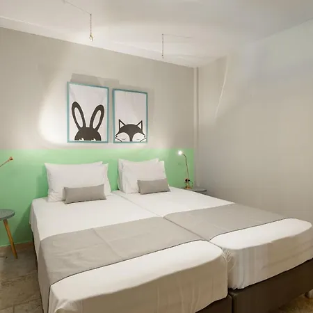 Louise, Trani Ammouda #feelslikehome Hébergement de vacances Ormos Panagias